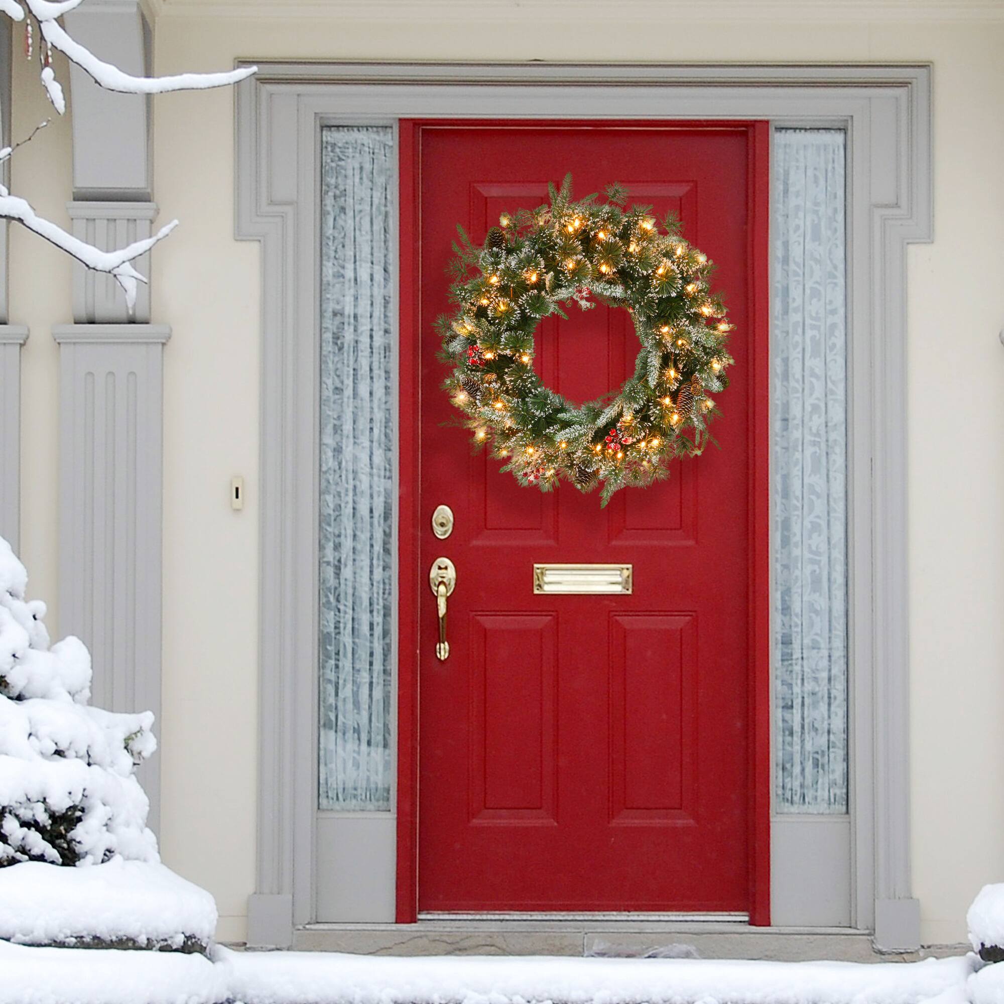 32" Pre-Lit Glittery Wreath